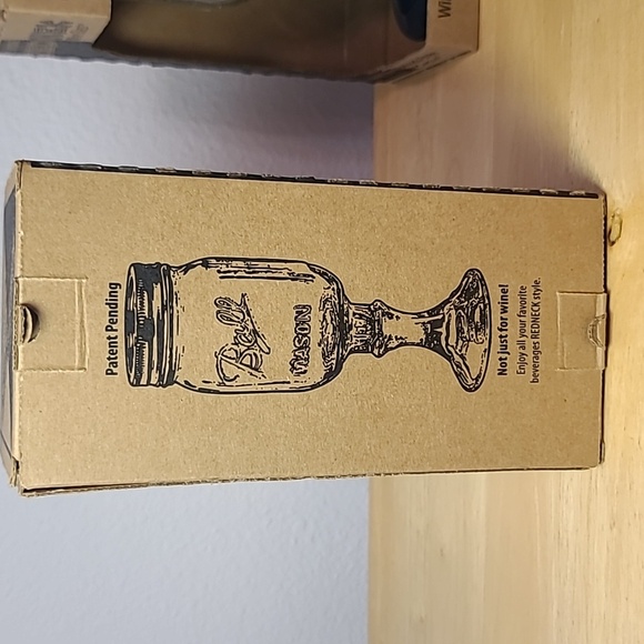 Carson The Original RED NECK wine glass 16oz - Picture 4 of 8